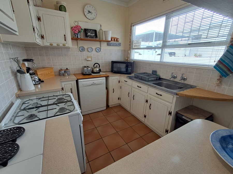 3 Bedroom Property for Sale in De Kelders Western Cape